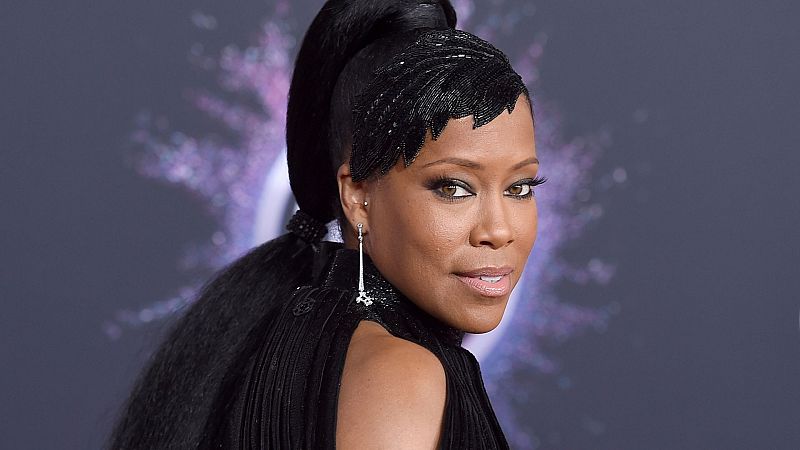 Corazón - Regina King recibe mensajes de apoyo tras el suicidio de su hijo Ian