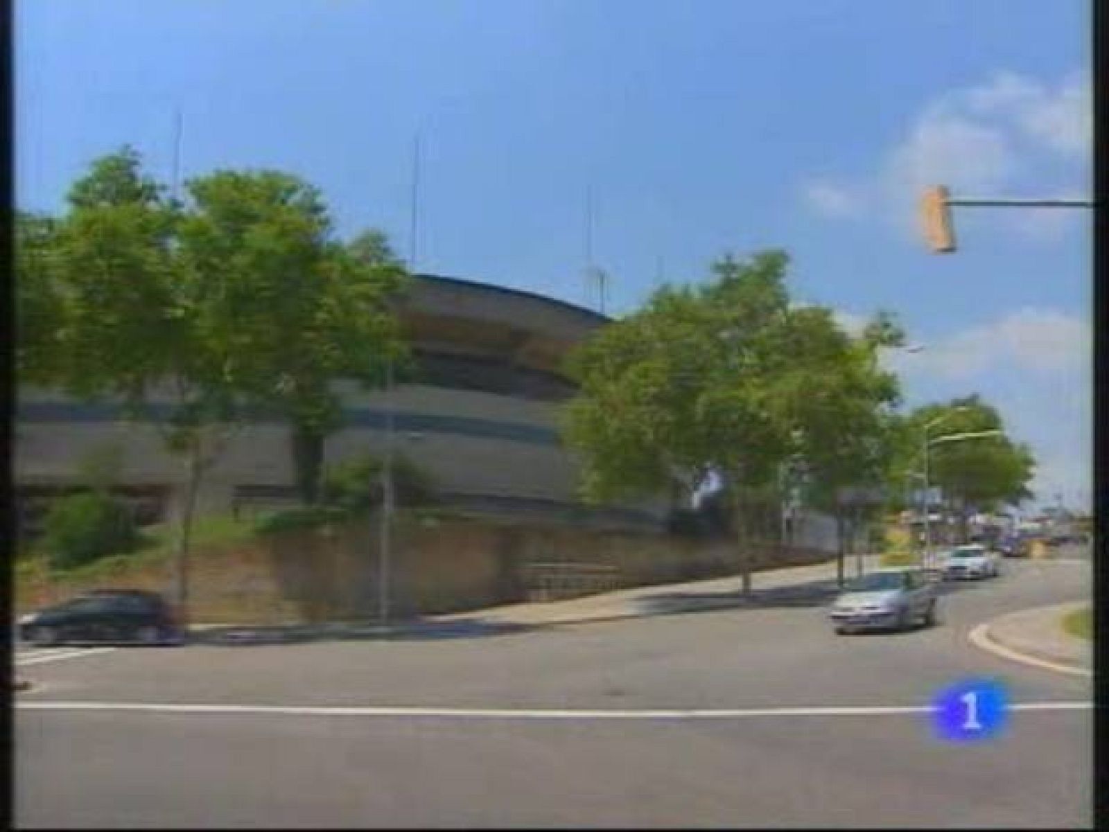L'Ajuntament de Barcelona paralitza la tramitació del trasllat a Montcada i Reixac dels usos esportius del Miniestadi