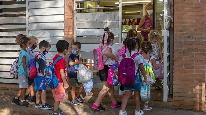 Telediario 1 - Las mascarillas podrían retrasar el lenguaje en los menores de tres años