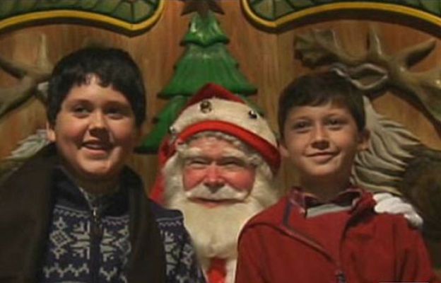 Los desayunos - Papá Noel  se vacuna de la gripe A