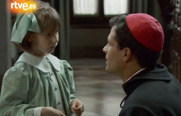 La Señora - Ángel y Aurora se conocen