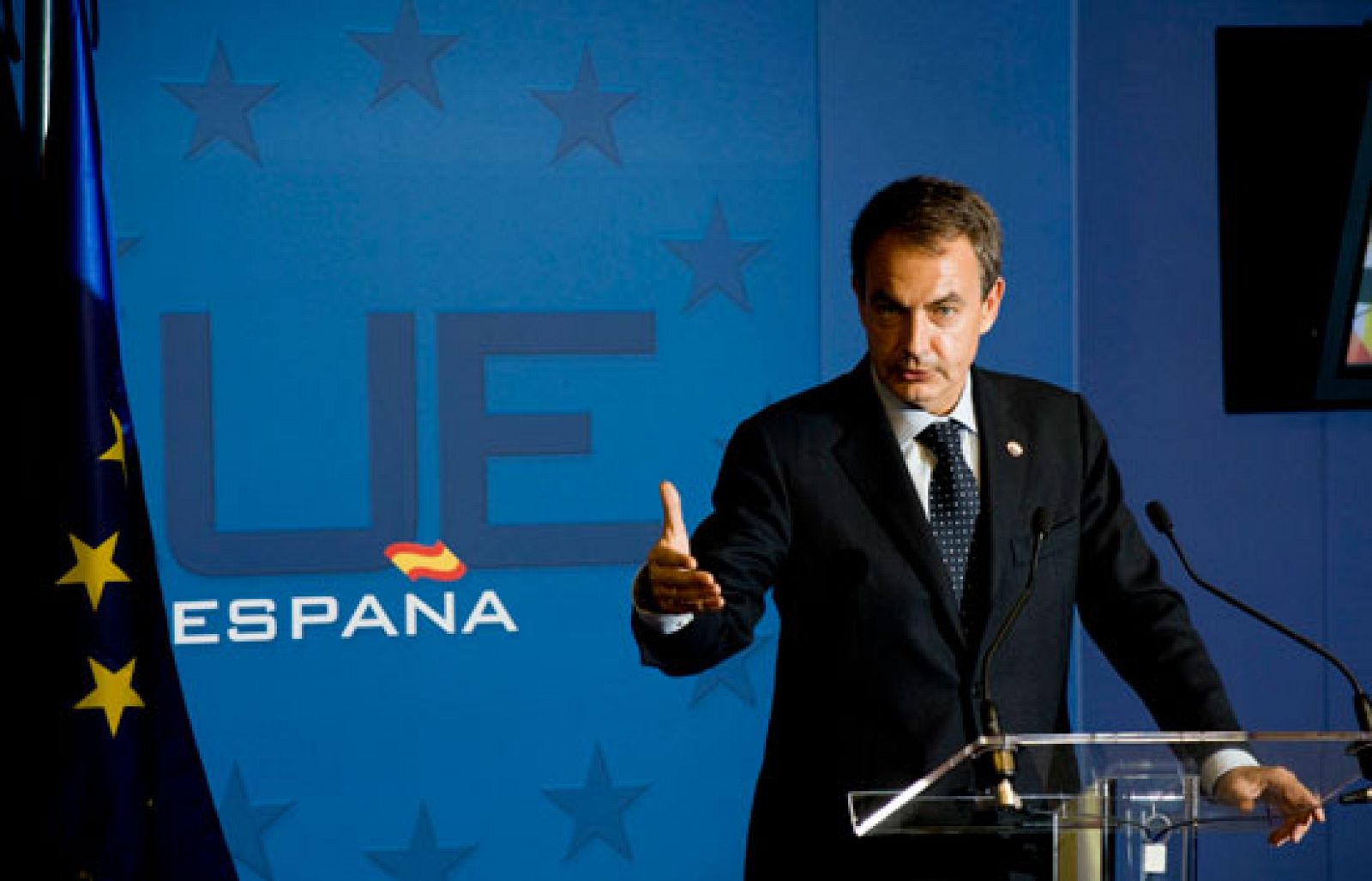 Zapatero se muestra satisfecho por la elección de los nuevos cargos de la UE | Ver