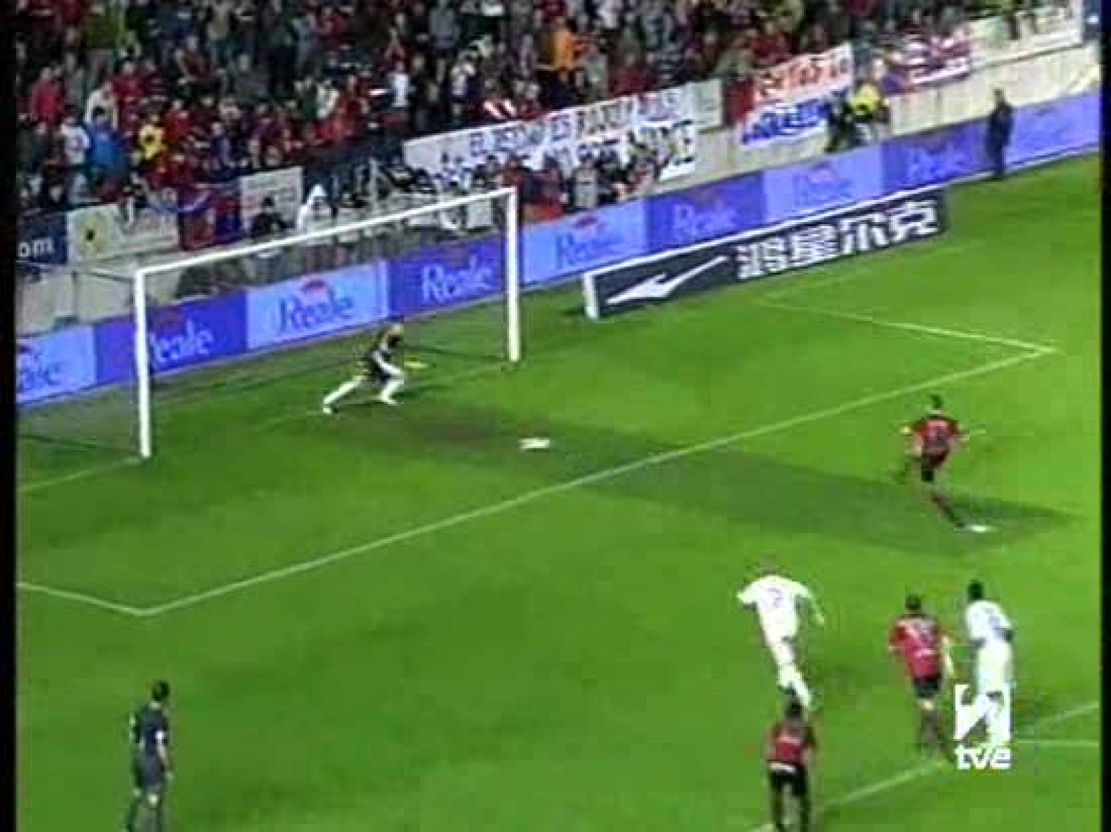 El Madrid vence al Osasuna con suspense | Ver