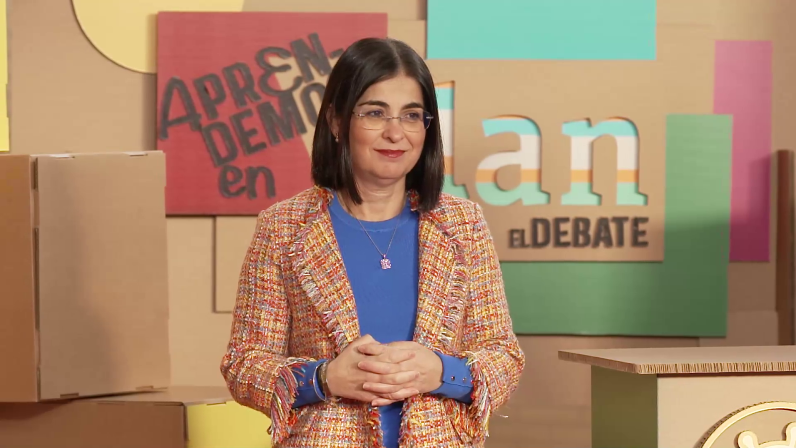 Vacunas y coronavirus - La Ministra de Sanidad Carolina Darias responde - Aprendemos en Clan. El debate | Ver