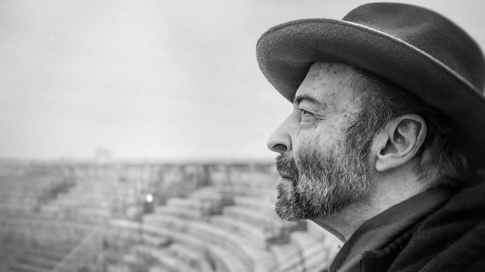 El fotógrafo René Robert muere congelado | Ver