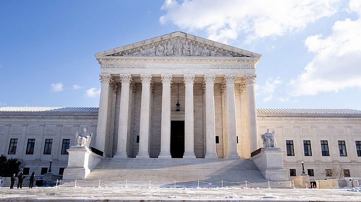 Telediario 1 - Biden, ante la oportunidad de nombrar por primera vez a una mujer negra como jueza del Supremo