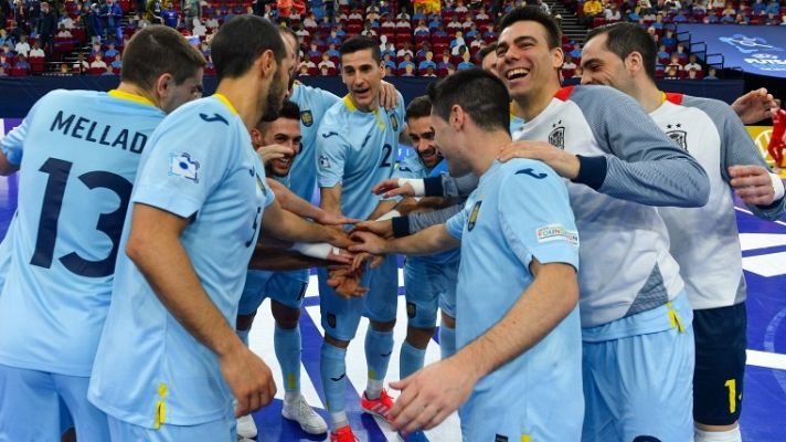 Telediario Matinal - España busca las semis del Europeo de fútbol sala ante Eslovaquia