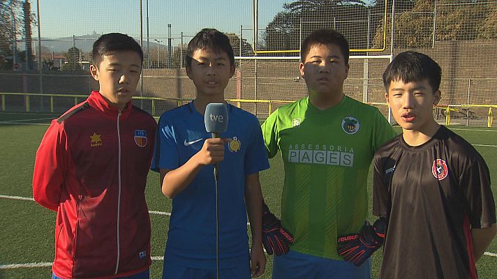 Telediario 2 - Las aspiraciones de los futbolistas chinos