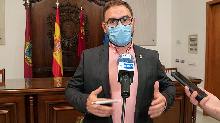 La tarde en 24h - El alcalde de Lorca cree que podría haber "alguien detrás" del asalto al Ayuntamiento: "Muchos iban engañados"