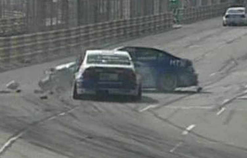 La marca española Seat ha conseguido el campeonato del mundo de turismos gracias al piloto italiano Tarquini.