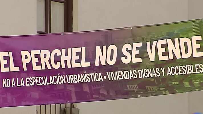 Telediario 1 - Los vecinos de El Perchel intentan frenar el derribo de sus casas por parte de una inmobiliaria