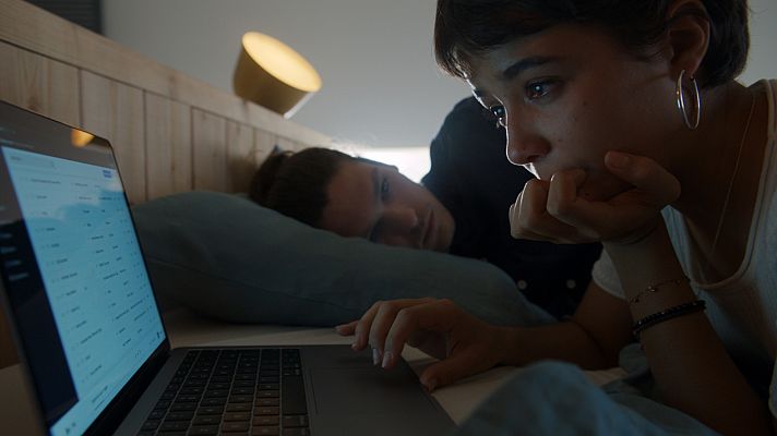 Stalk - Vamos a espiar