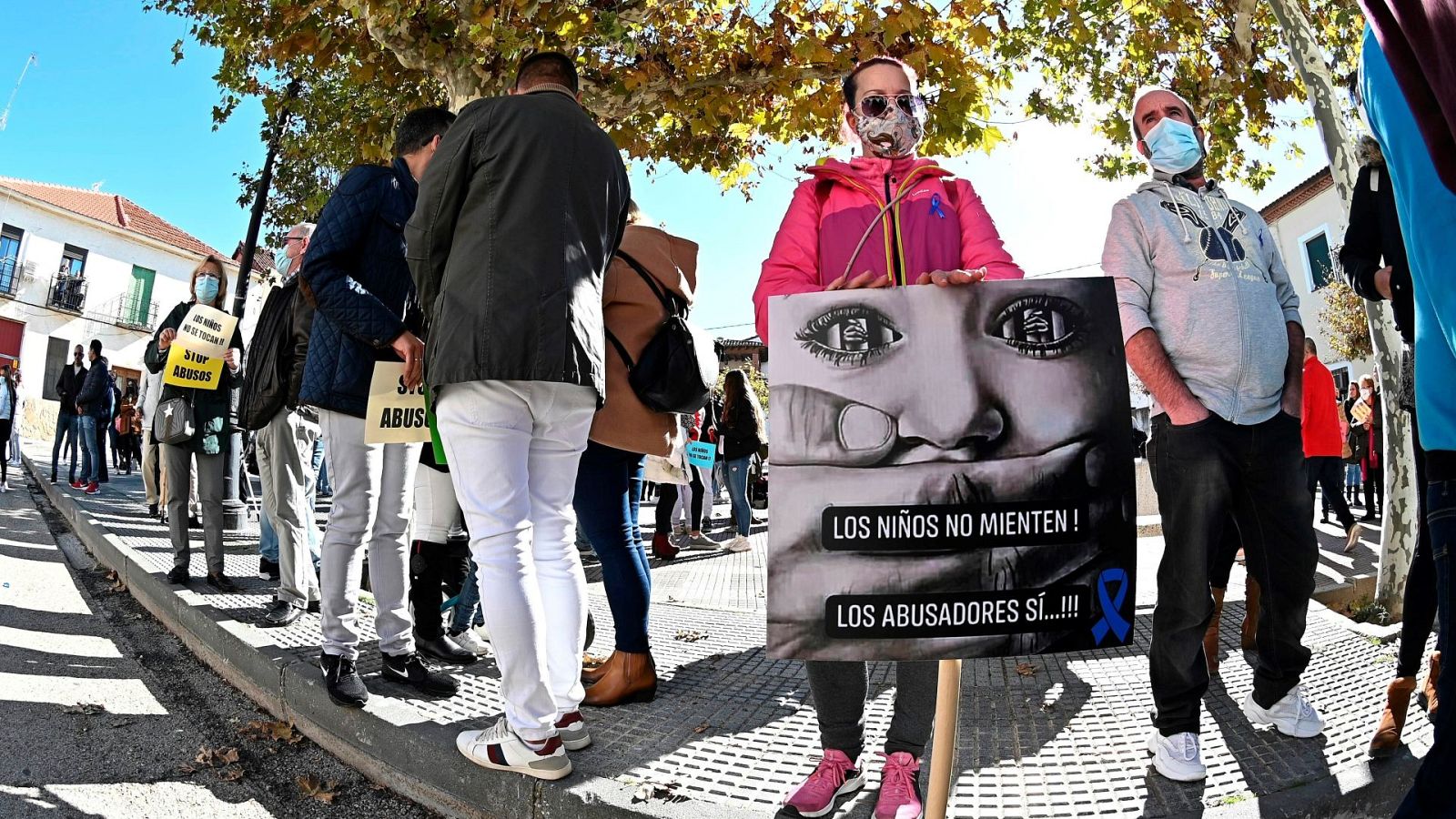 Congreso se abre a investigar abuso menores en la iglesia | Ver