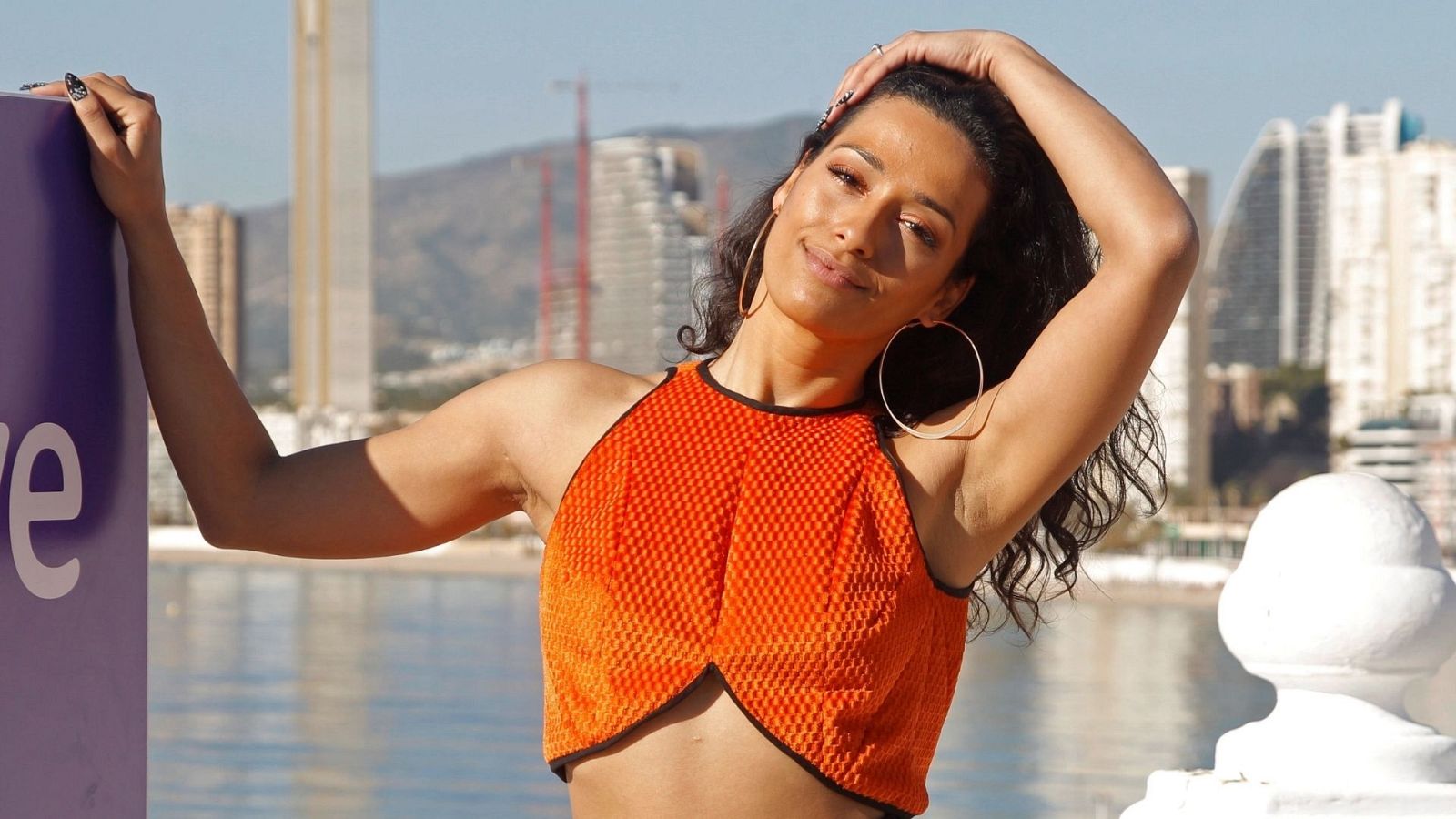 Corazón - Chanel, en 'Las claves del siglo XXI': "He sufrido racismo desde siempre"