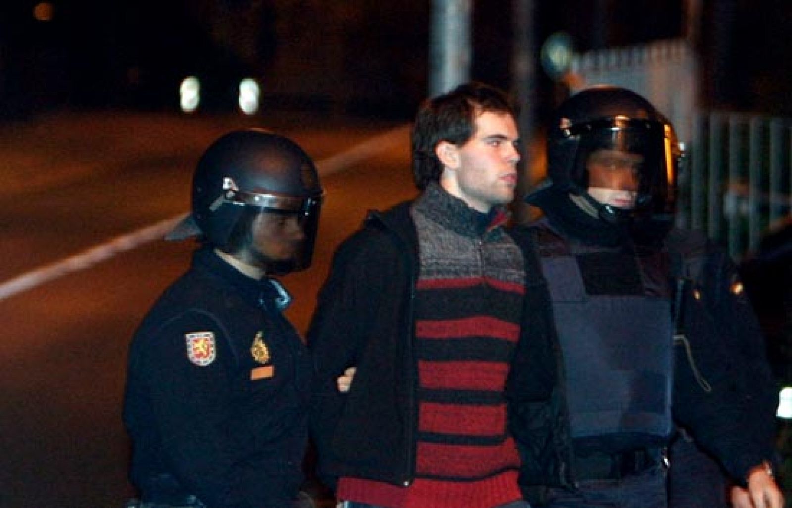 Telediario matinal en cuatro minutos - 24/11/09 | Ver