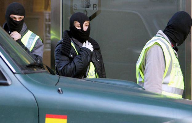 Telediario 1 - Telediario en 4' - 24/11/09