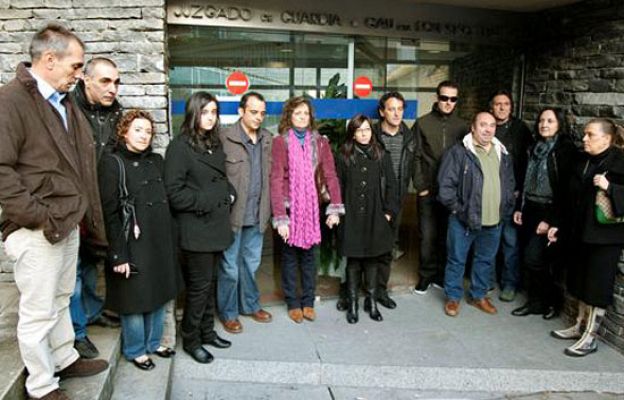 Telediario 1 - Telediario en 4' - 25/11/09