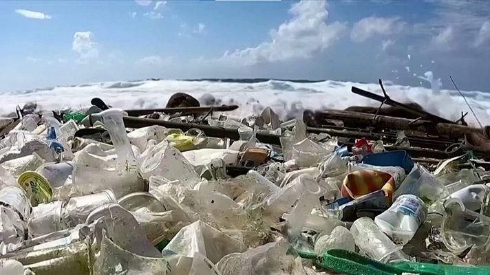 Telediario 2 - La ingesta de microplásticos deteriora el aparato digestivo, según el CSIC