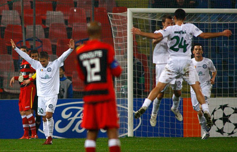 Pequeño tropiezo del Sevilla