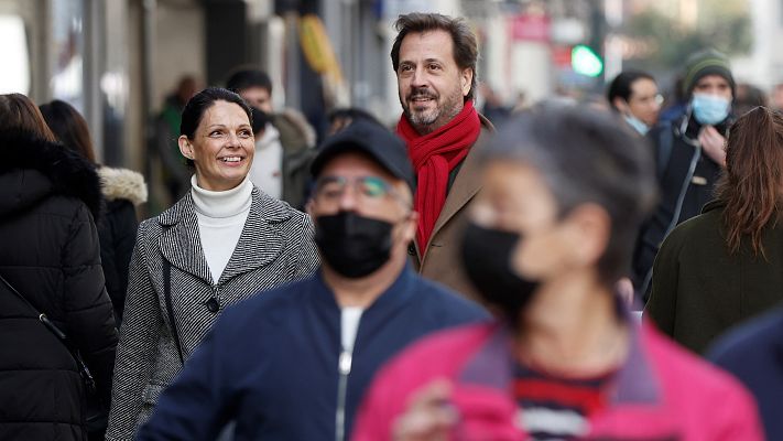 Telediario 1 - Las mascarillas dejan de ser obligatorias al aire libre