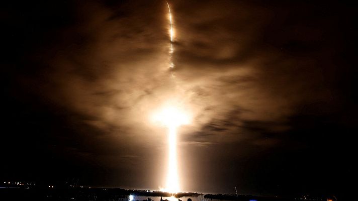 Modo Digital - Una tormenta espacial derriba 40 de los 49 satélites Starlink lanzados por SpaceX hace una semana