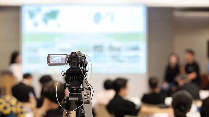 Telediario 2 - ECAM en Madrid y ESAC en Cataluña, las canteras del cine en España