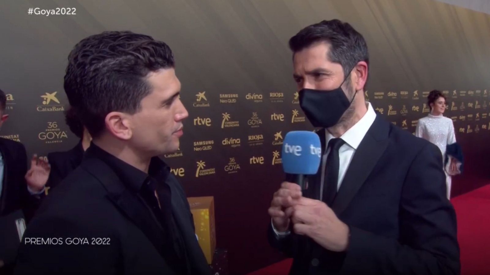 Alfombra roja de los Goya 2022 - Jaime Lorente: "Mi vocación empezó en el colegio haciendo funciones de navidad"