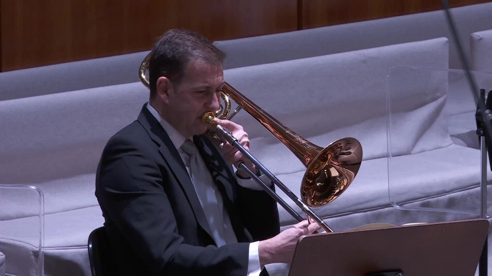 Los conciertos de La 2 - Temporada 2021-2022 Orquesta Sinfónica y Coro RTVE nº 7 (Parte 2) - ver ahora