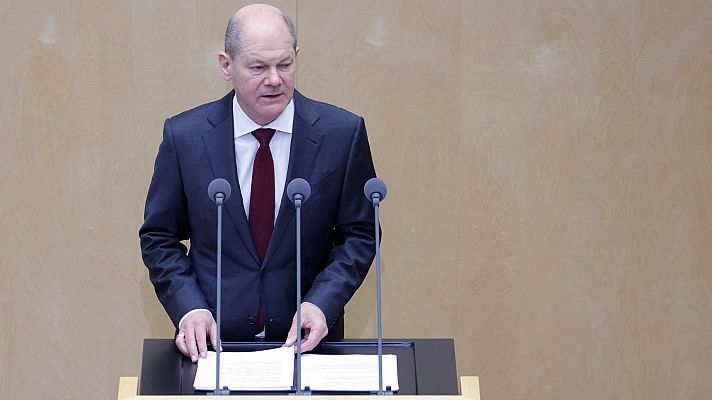 Telediario Fin de Semana - Scholz viajará a Ucrania entre acusaciones de ambigüedad