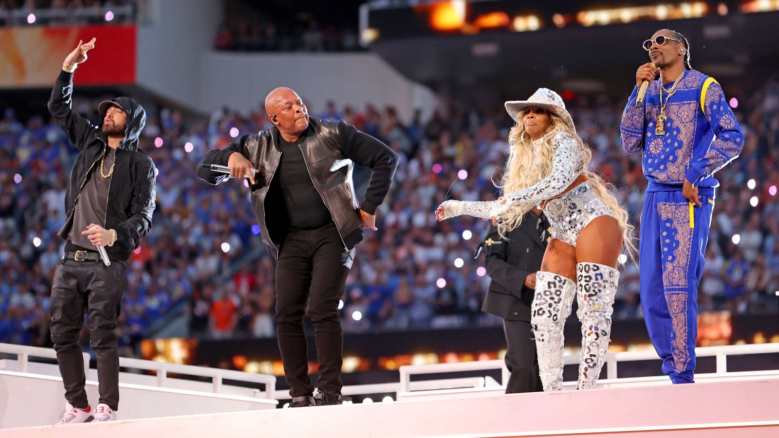 Eminem, Snoop Dogg, 50 cent y Kendrick Lamar ponen banda sonora de hip hop a la Super Bowl | Ver