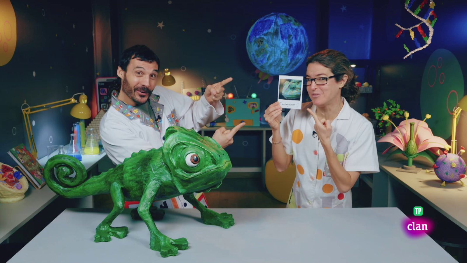 CIENCIAS NATURALES - Ramón el camaleón - Aprendemos en Clan | Ver