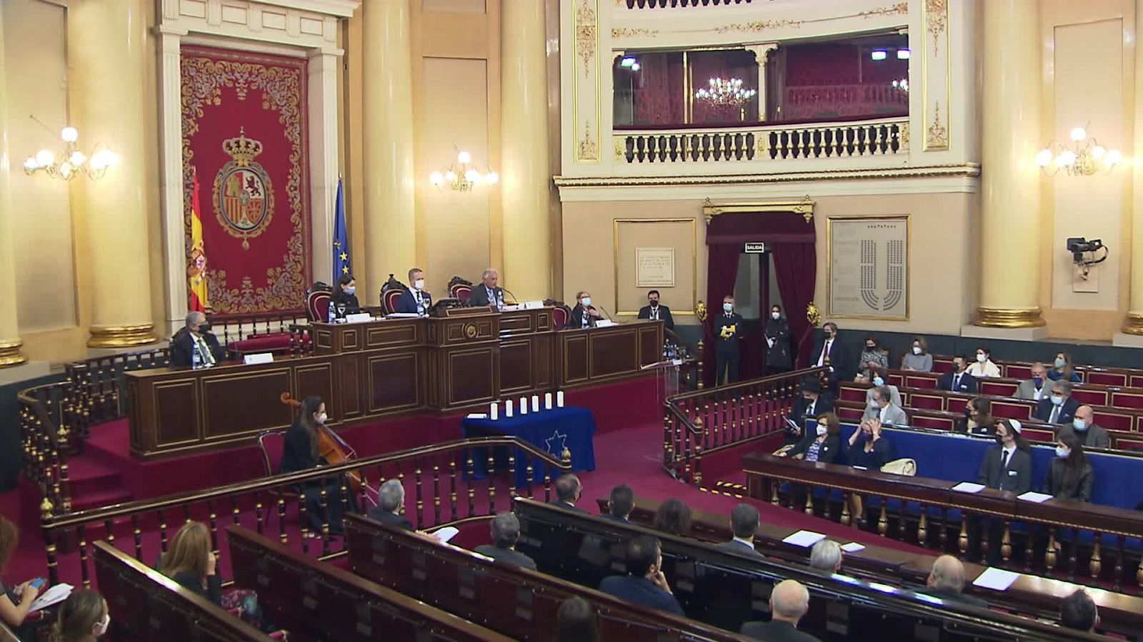 Shalom - En Memoria de las Víctimas del Holocausto - ver ahora