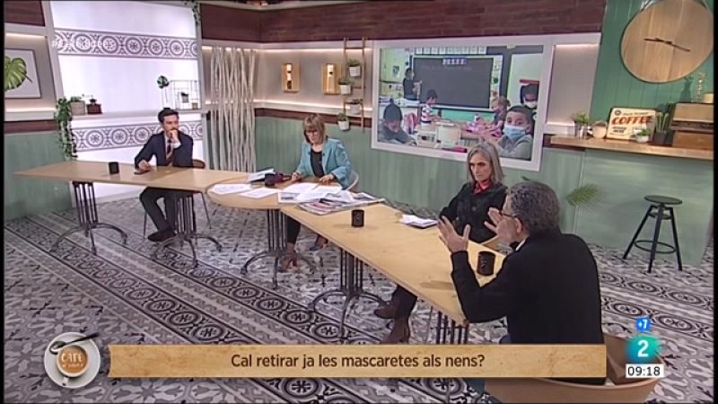 Jos� Luis Escriv�, Carla Sim�n i Chanel