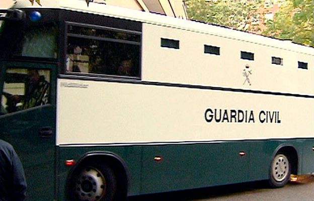 Telediario 1 - Telediario en 4' - 27/11/09