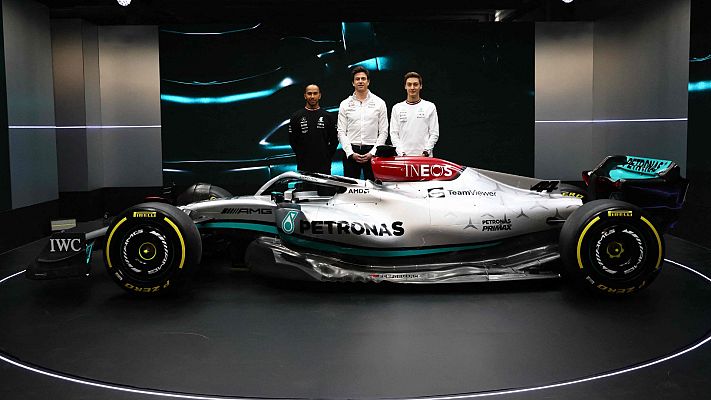 Telediario 1 - Así es el nuevo Mercedes W13 de Hamilton
