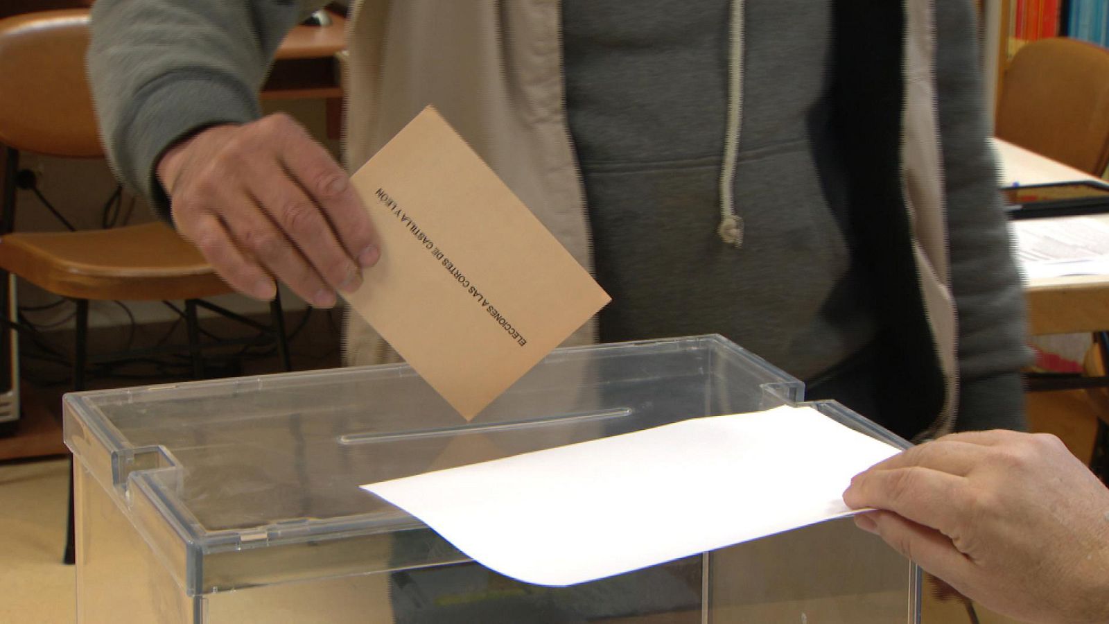 Informe Semanal - Nuevas Cortes, viejos problemas - ver ahora