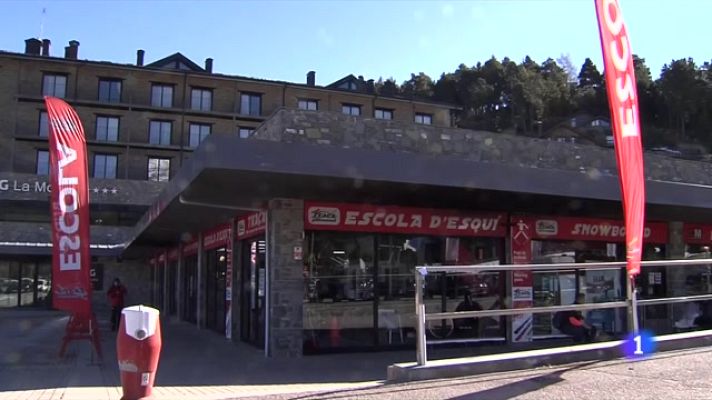L'Informatiu - Falten monitors d'esquí