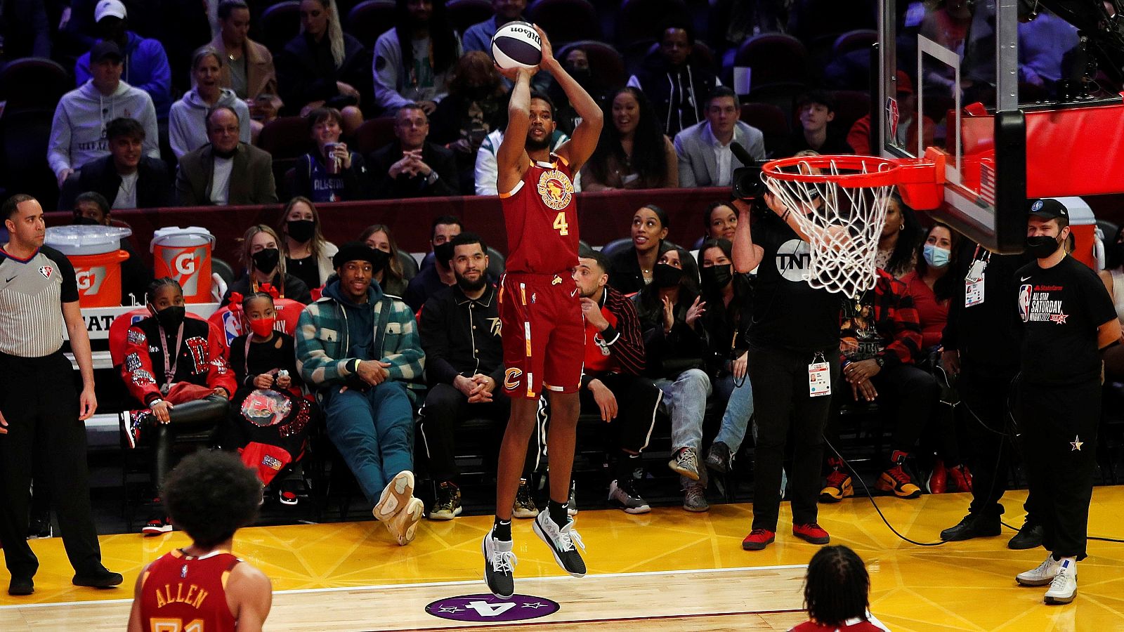 Concurso de mates con poco brillo en el All Star NBA