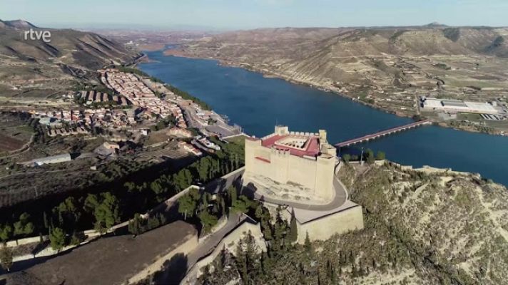 Aquí la Tierra - Castillo de Mequinenza, el rey del río Ebro