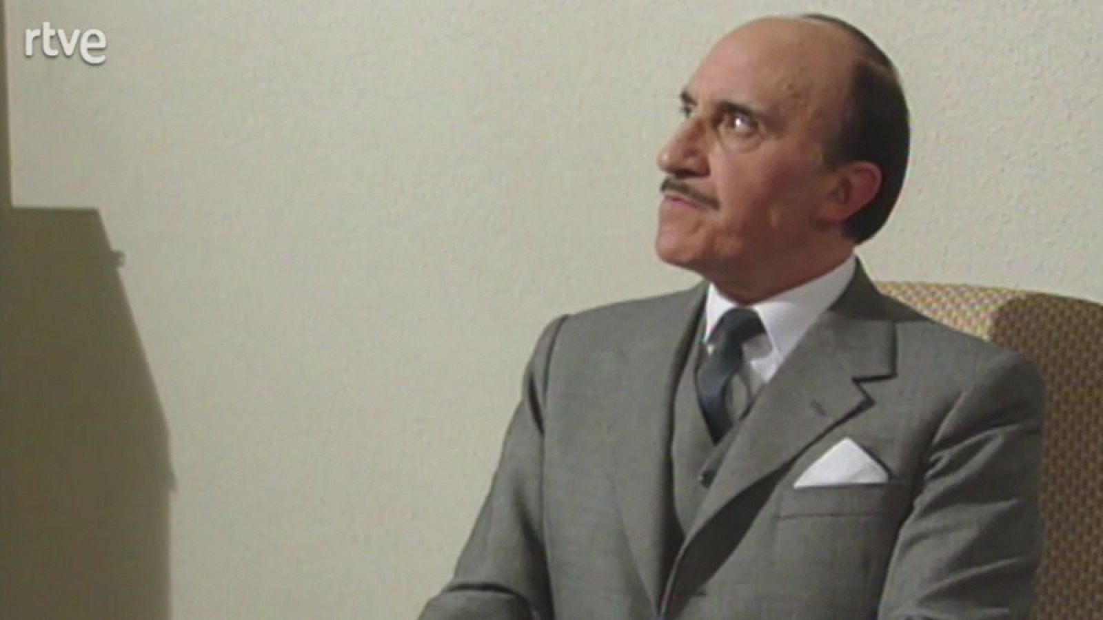 Tercera planta, inspección fiscal - El crack - Tercera planta, inspección fiscal | Ver