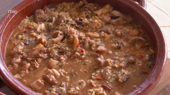 Aquí la Tierra - Arroz de matanza, un plato muy ibicenco