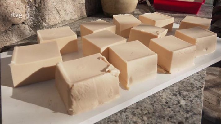 Aquí la Tierra - Hacemos jabones con aceite usado