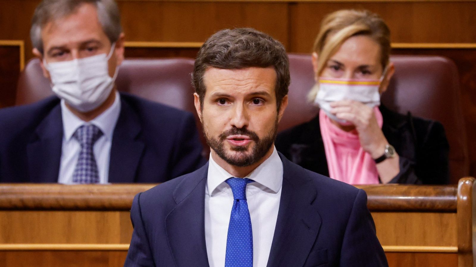 Casado se despide en el Congreso reivindicando su forma de hacer política y entre aplausos de su grupo parlamentario
