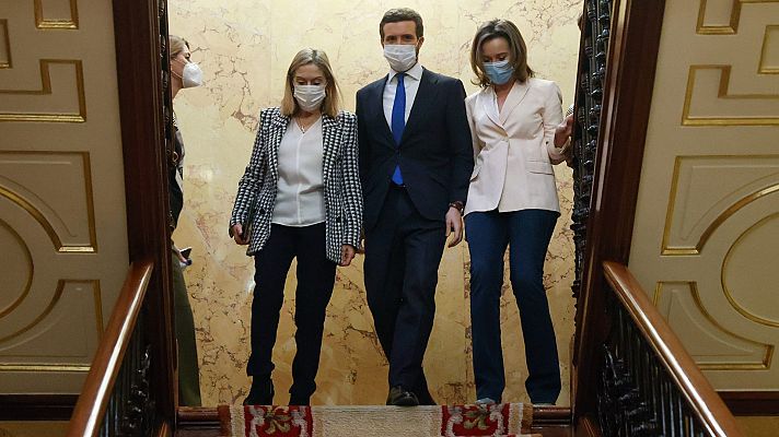 Telediario 1 - Los diputados del PP reconocen la labor Casado