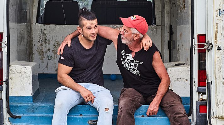 Raíces, la historia de Carlos Maldonado - Carlos Maldonado, su padre y su familia