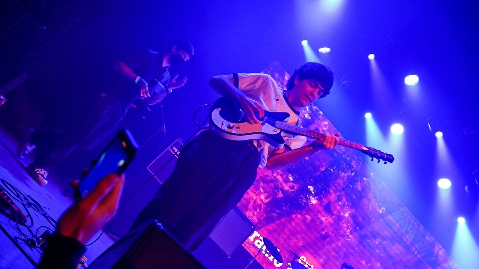 Zona Extra - Chill Chicos en la 9º Fiesta Radio 3 Extra