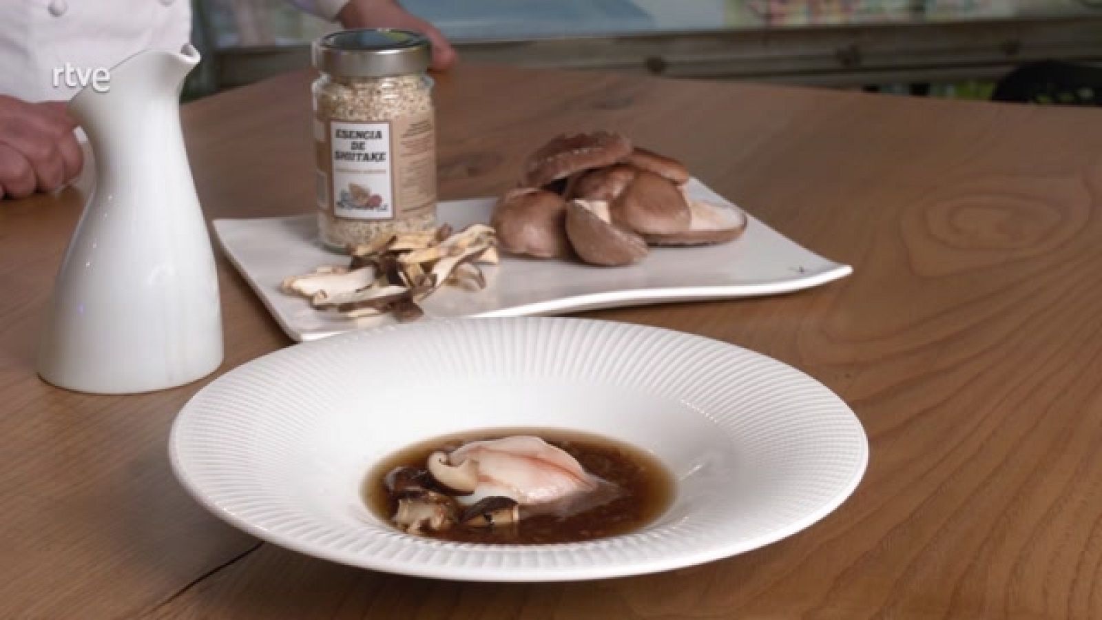 Aquí la Tierra - Shiitake, huevo y panceta de cerdo ibérico