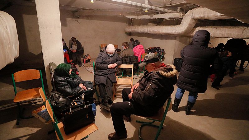 El asalto a Kiev se produce tras intensos bombardeos en la madrugada - La hora de La 1 | Ver