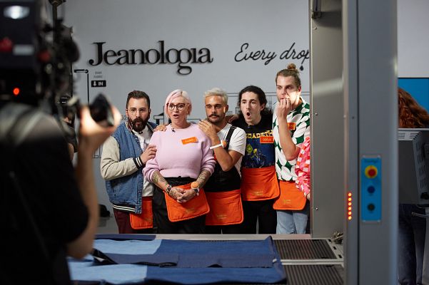 Maestros de la costura - ¡Espectacular impresión de estampados en los vestidos!