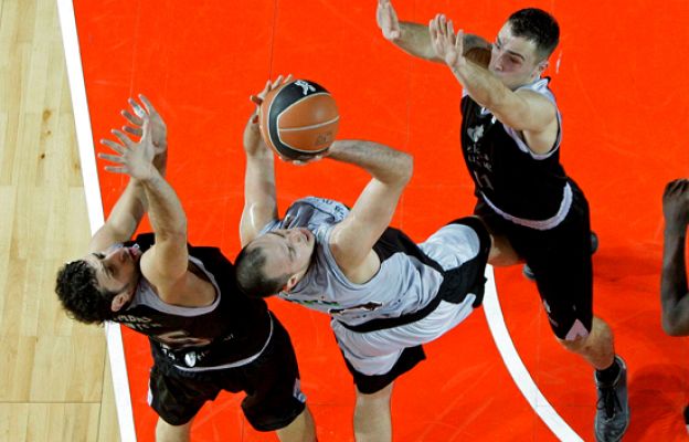 Baloncesto en RTVE - Bilbao Basket 82-66 Joventut